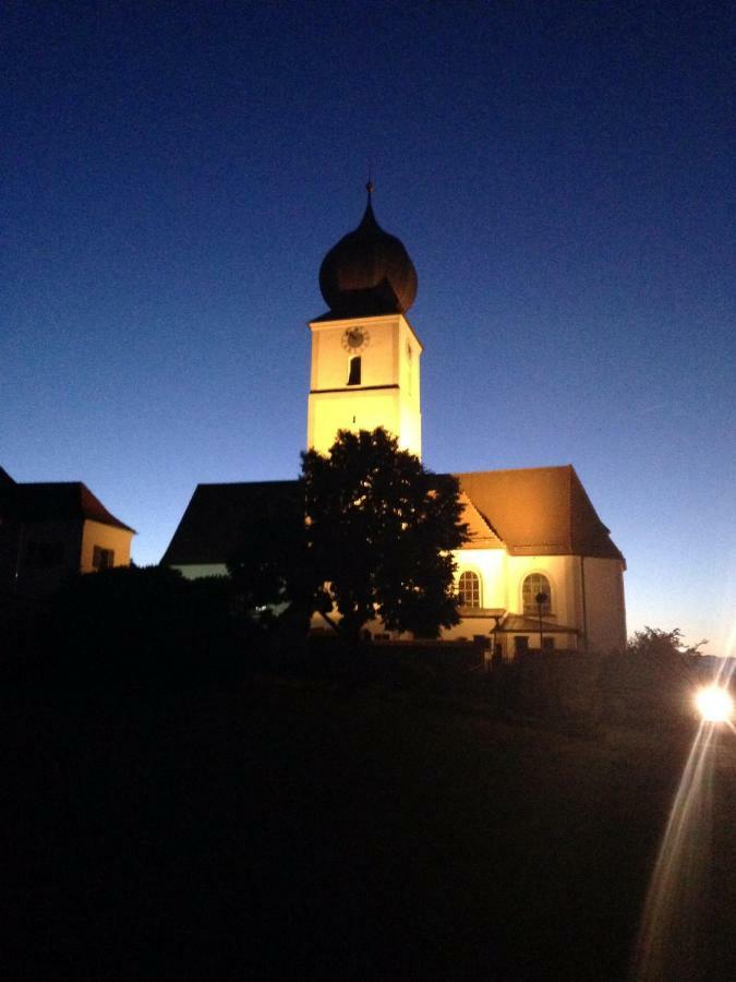 Kuschelige Ferienwohnung Schwandorf Exterior foto